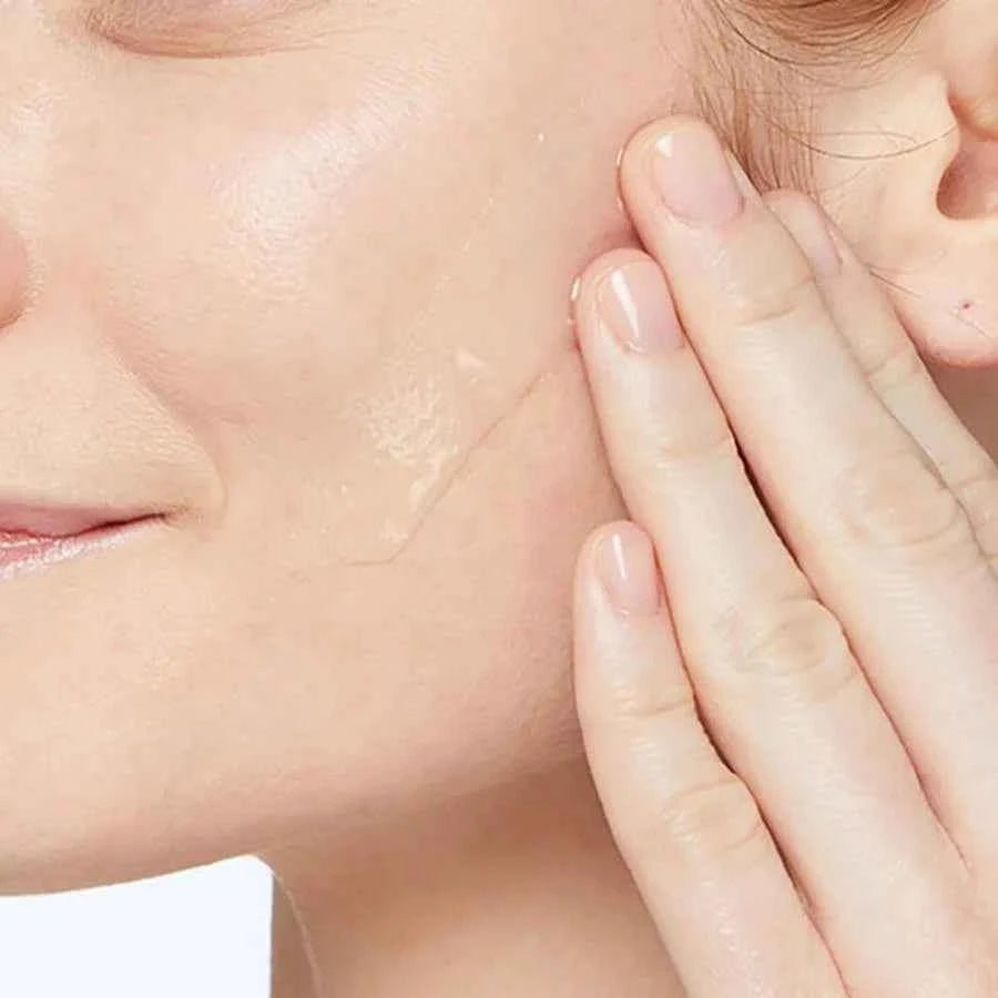 CeraVe Renewing SA Cleanser – Smooth, Exfoliate & Renew - Glow By Anie
